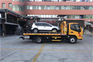 临洮汽车紧急补胎换胎救援